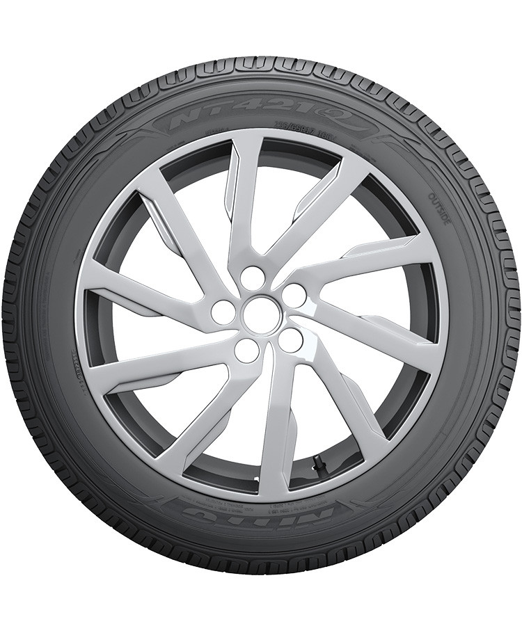 Nitto NT421Q 285/45 R22 114W купить в KOLOBOX