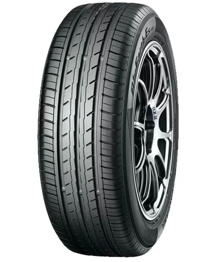 Yokohama BluEarth ES32 215/55 R16 97V